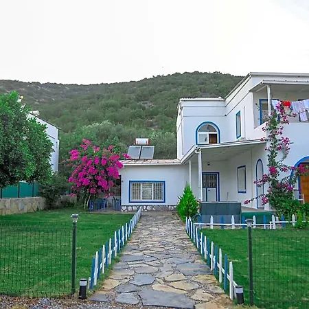 מלון Yaliyani & Restaurant